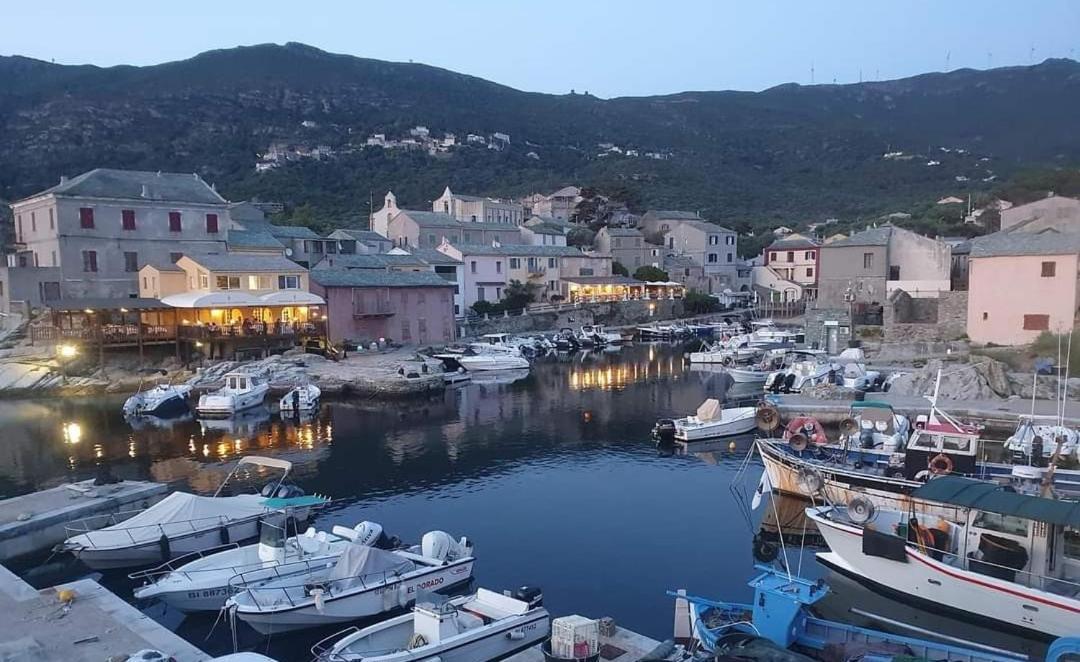 Porteo - Les Terrasses Du Port Centuri Bagian luar foto